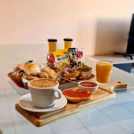 Piso Centrico - Desayuno De Bienvenida Apartment Ferrol Bagian luar foto